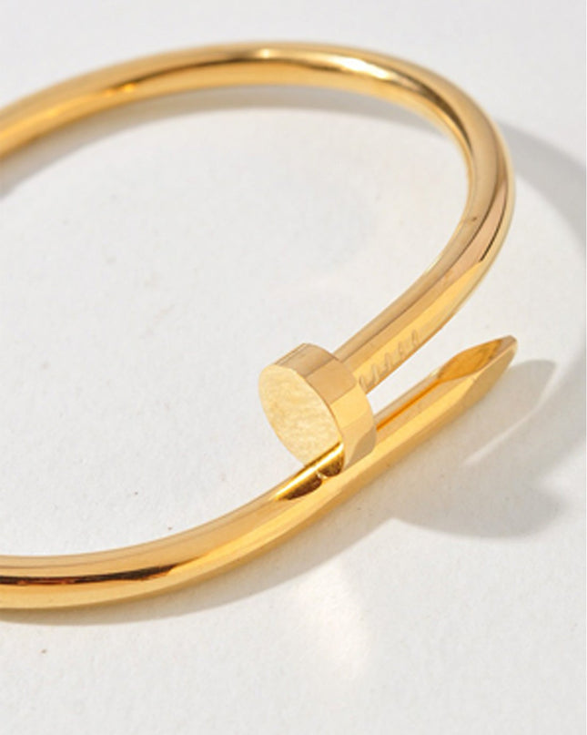 Gold Elegance Nail Bracelet