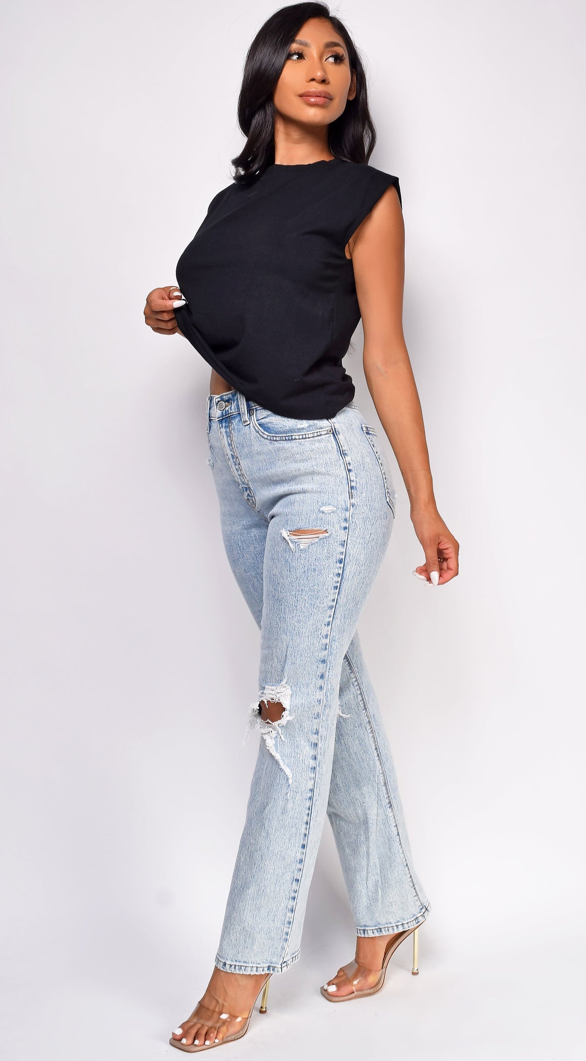 Wash Distressed Straight Leg Denim Jeans