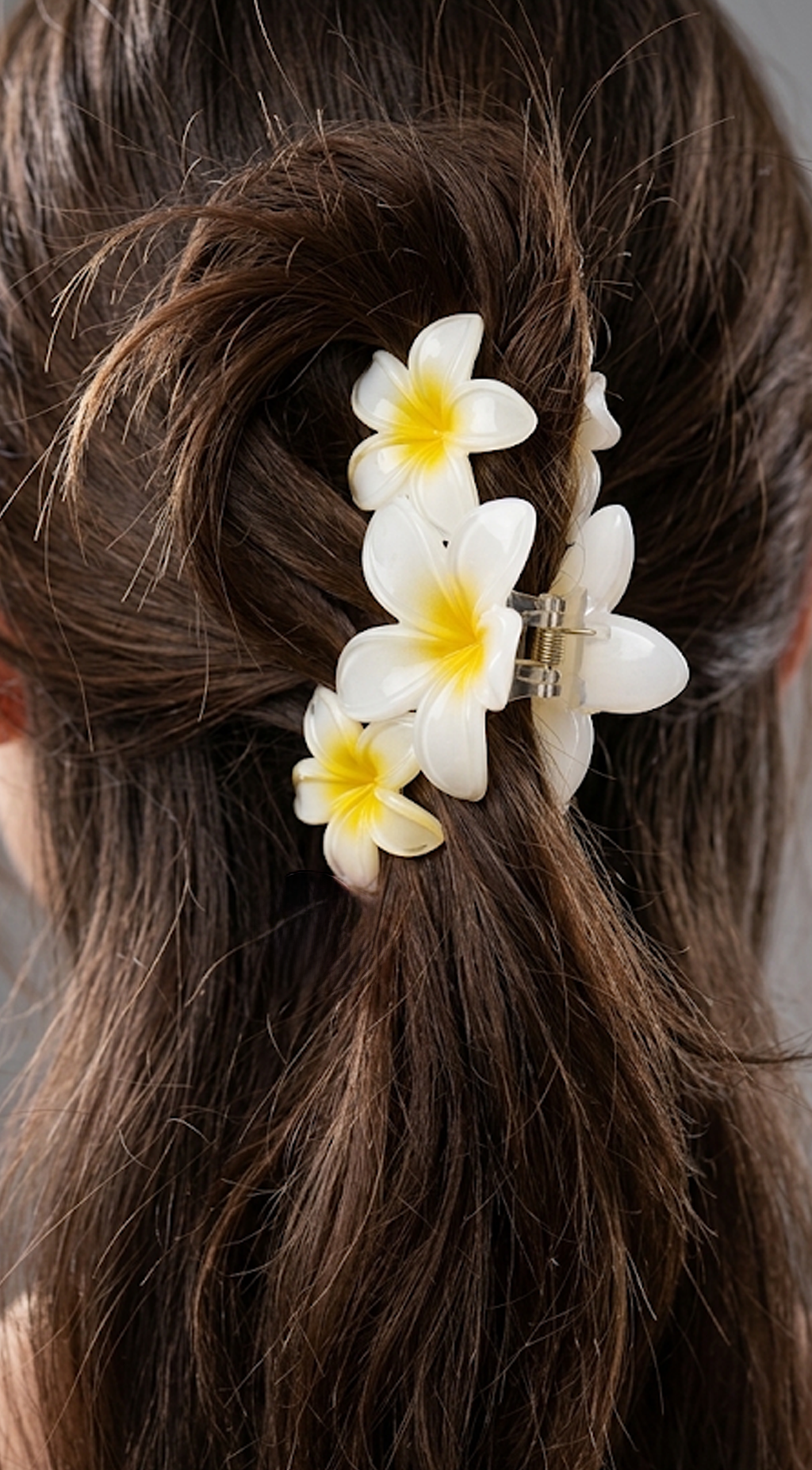 White Flower Claw Clip