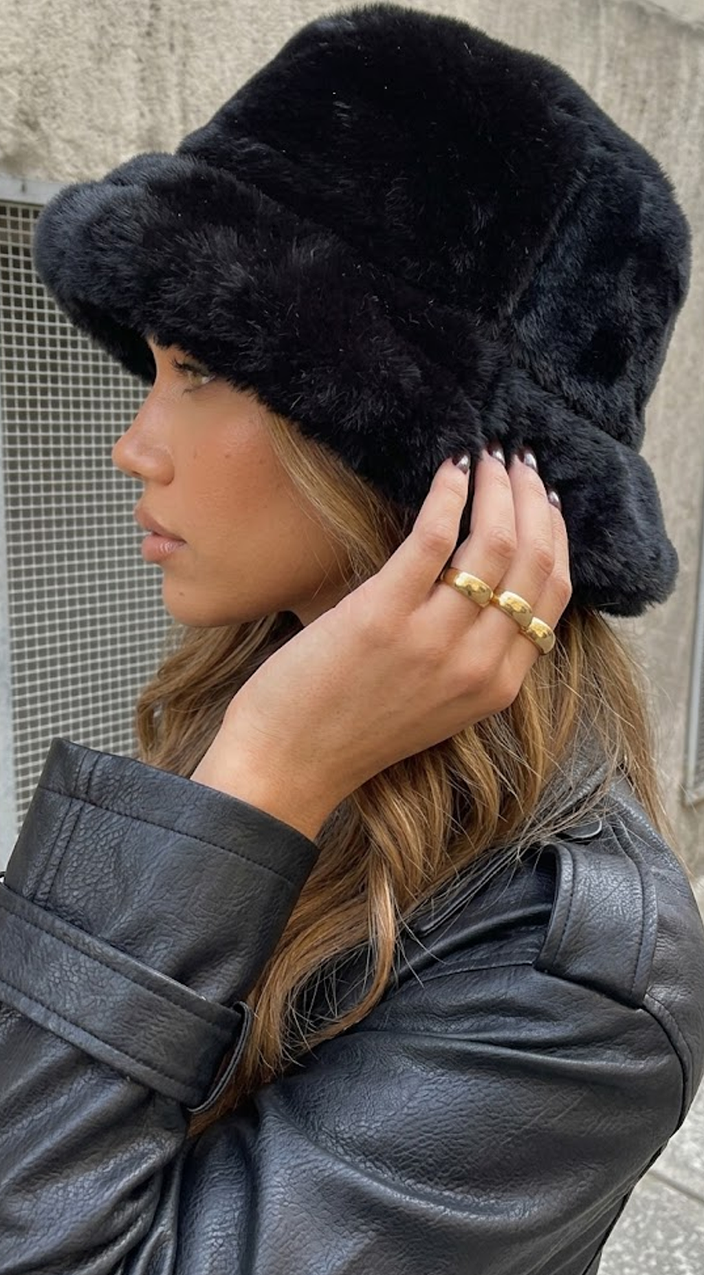 Black Faux Fur Bucket Hat